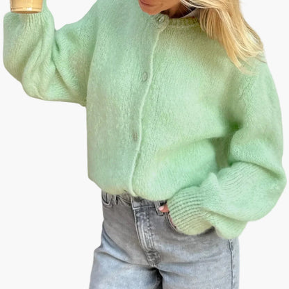 Damstickad cardigan i avslappnad stil – perfekt för vardagsbruk eller kontoret