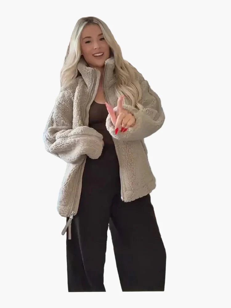 Dam Teddyjacka Oversized Vinterstil – Trendig och Mysig Ytterjacka för Kallt Väder