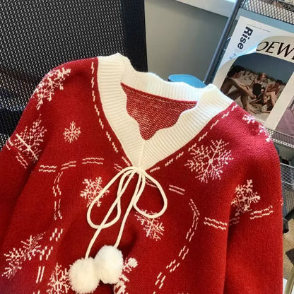 Damkofta med snöflingor och vintermönster - Julinspirerad stickad cardigan