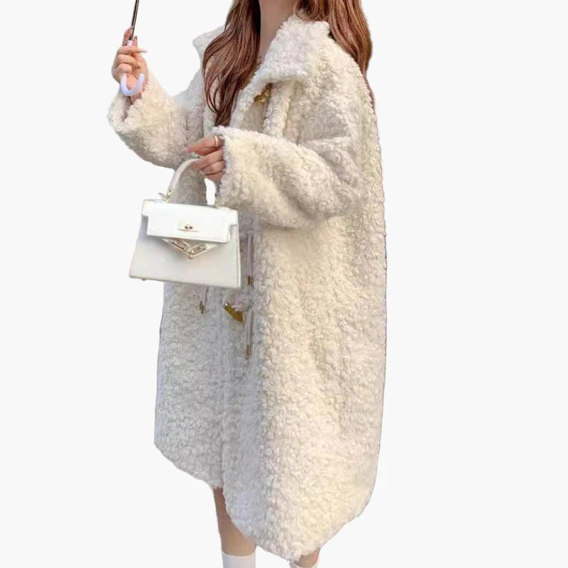 Dam Teddy Oversized Vinterjacka – Trendig och Varm Ytterrock för Kallt Väder