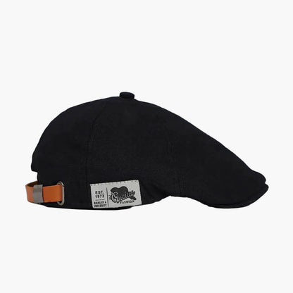 Herrkeps Klassisk Flat Cap Stil – Tidlös Accessoar för Eleganta och Avslappnade Tillfällen