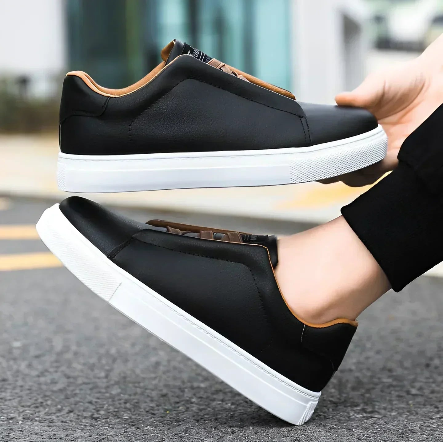 Herrsneakers Klassisk Stil och Komfort för Vardagsbruk och Fina Tillfällen