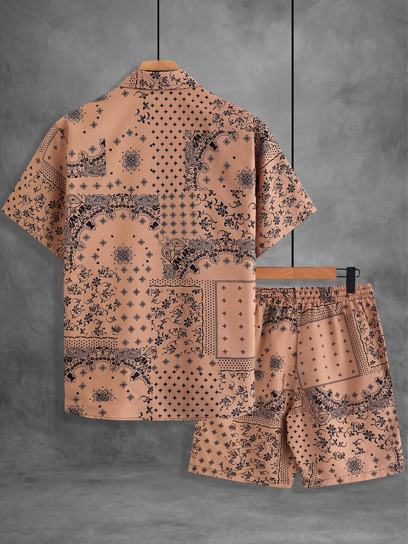 Herr Bandana-Set med Skjorta och Shorts – Avslappnad Sommarstil, Paisleymönster, Perfekt för Semester och Fritid