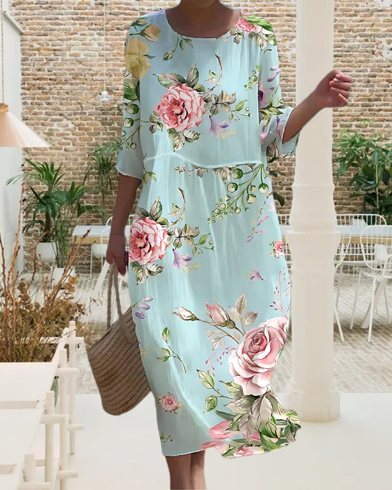 Damklänning med blommigt mönster – Elegant sommarklänning för vardag och fest