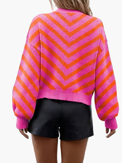 Damtröja med Chevronmönster – Elegant stickad pullover för höst och vinter