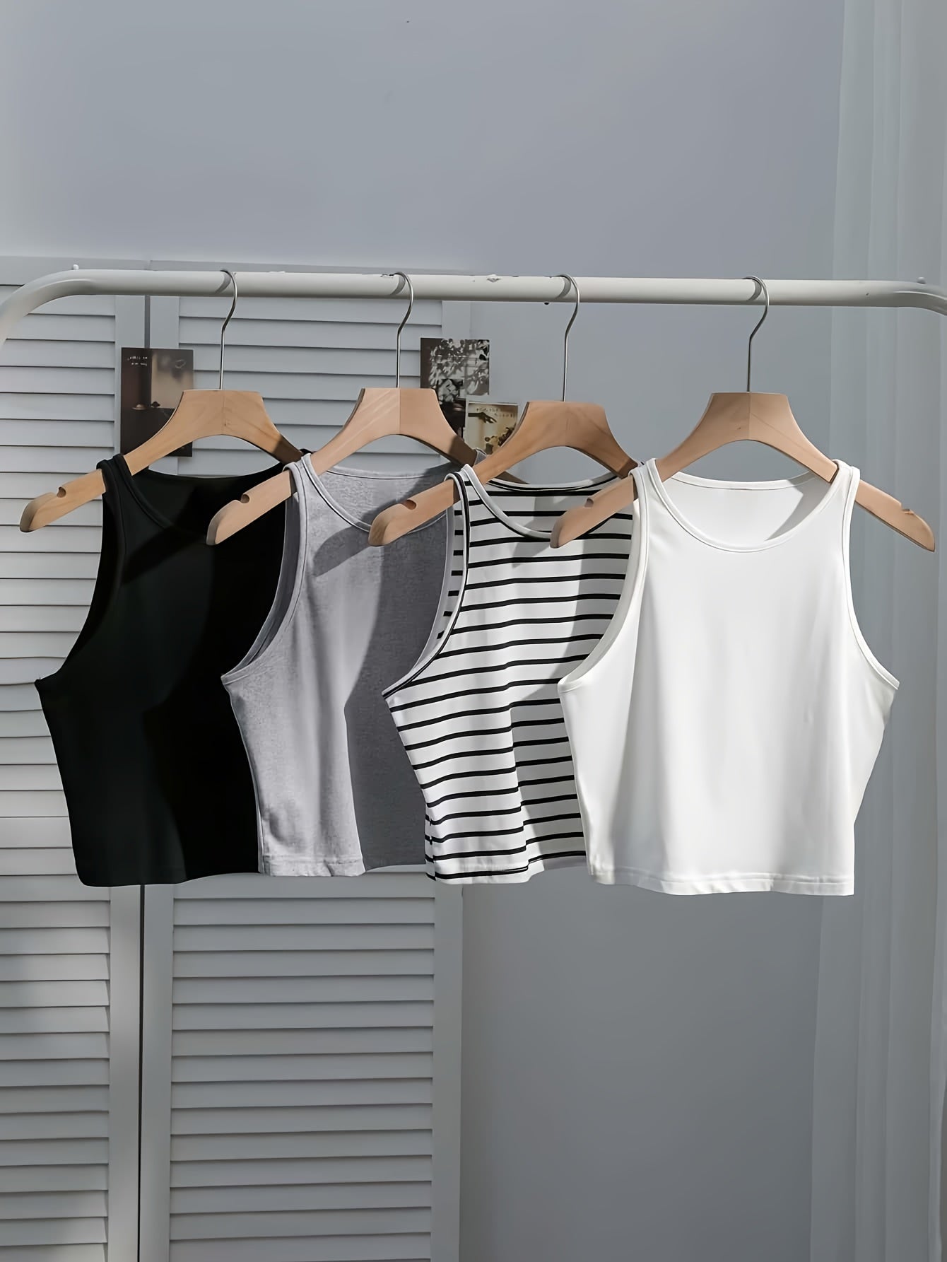 Damlinne – Trendigt och Bekvämt Ribbade Crop Top för Vardag och Träning