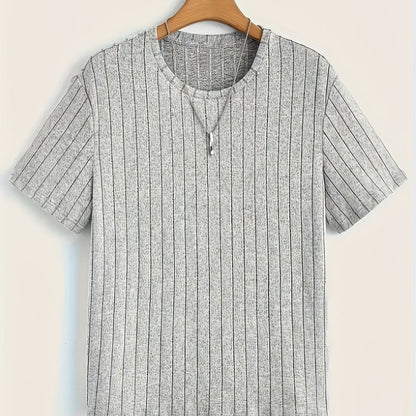 Herr T-shirt med trendigt ribbat mönster och avslappnad passform – Perfekt för vardag och stilrena lager på lager-outfits