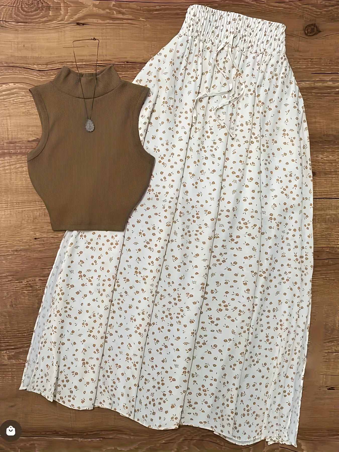 Dam Set med Ärmös Topp och Blommig Kjol – Trendig Tvådelad Outfit för Vår och Sommar