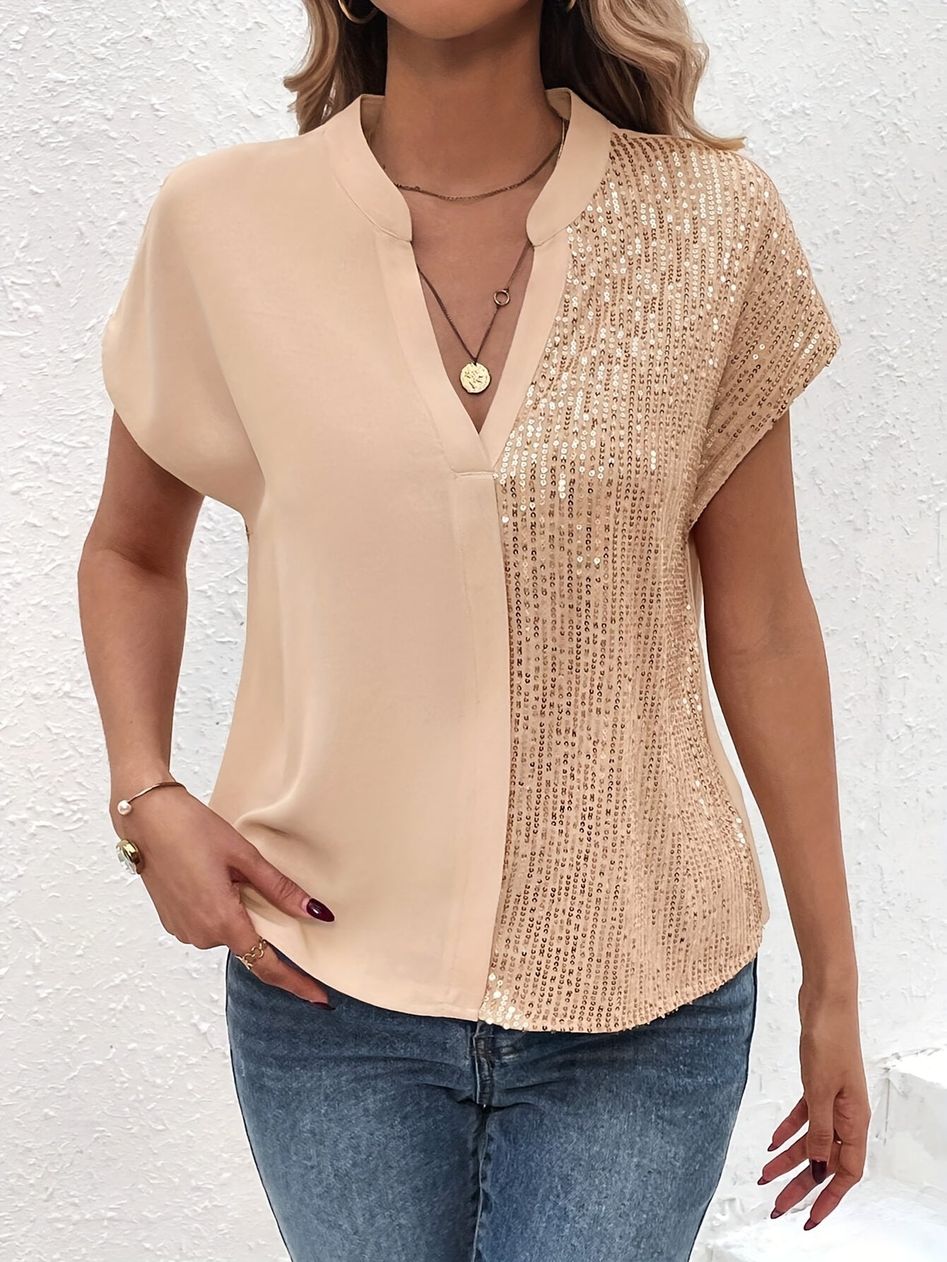 Dam Elegant Blus med Paljettdetaljer och V-ringning – Perfekt för Kontor och Fest