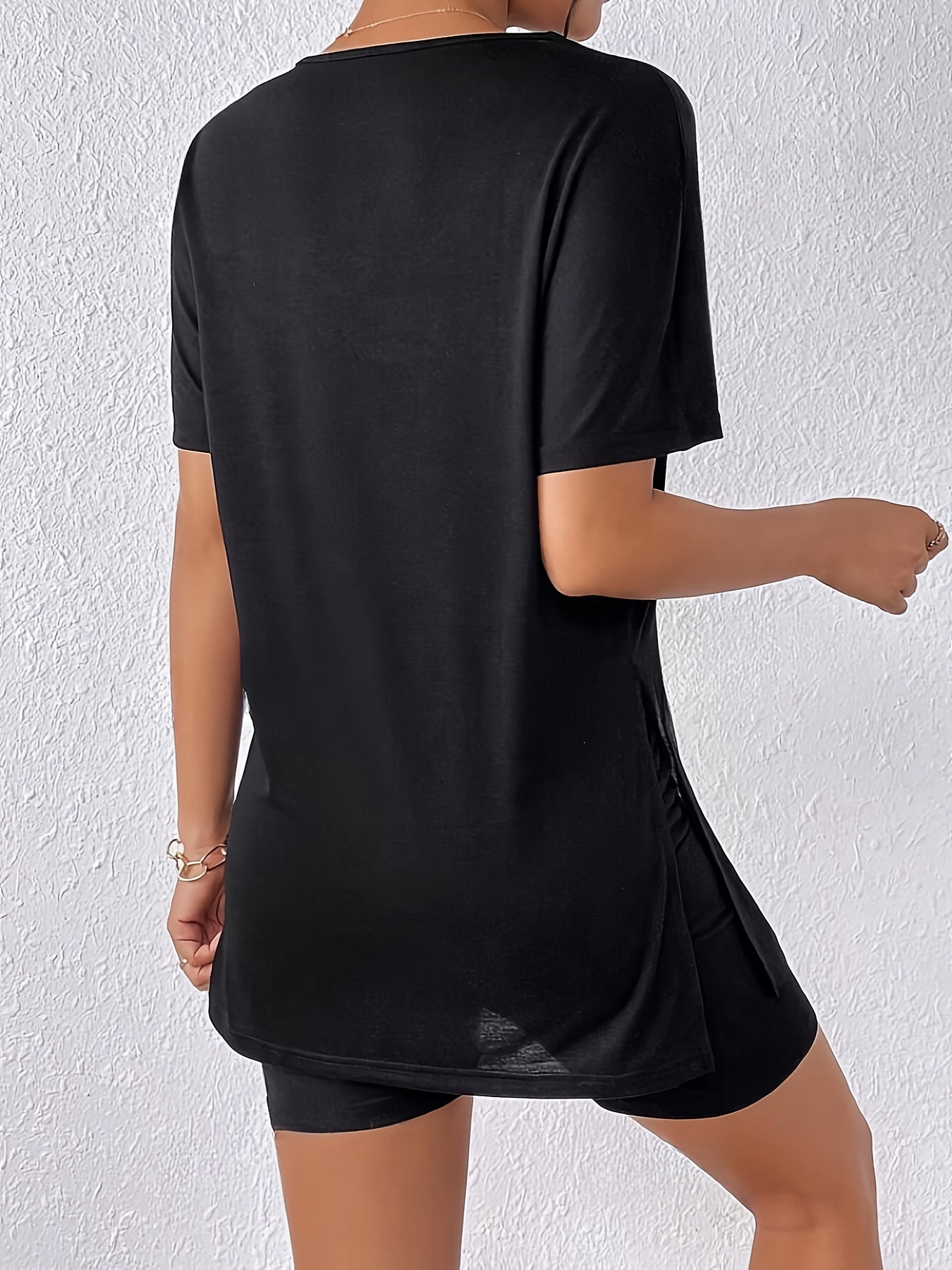 Damset Lounge Wear T-shirt och Shorts med Slits Elegant Stil
