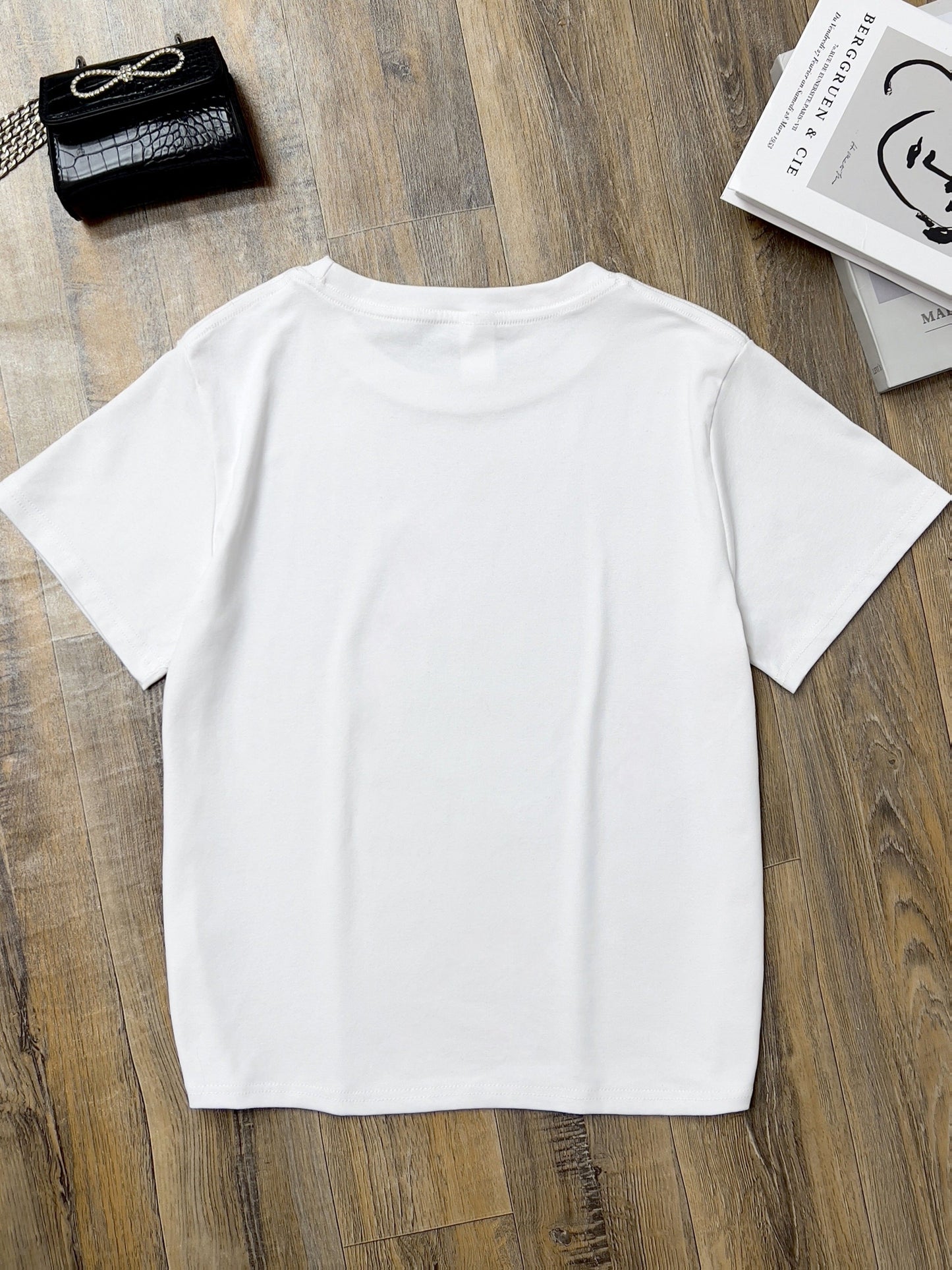 Dam Pyjamaset med T-shirt och Rutiga Byxor för Sommar, Söt Stil, Kort Ärms Pyjamas