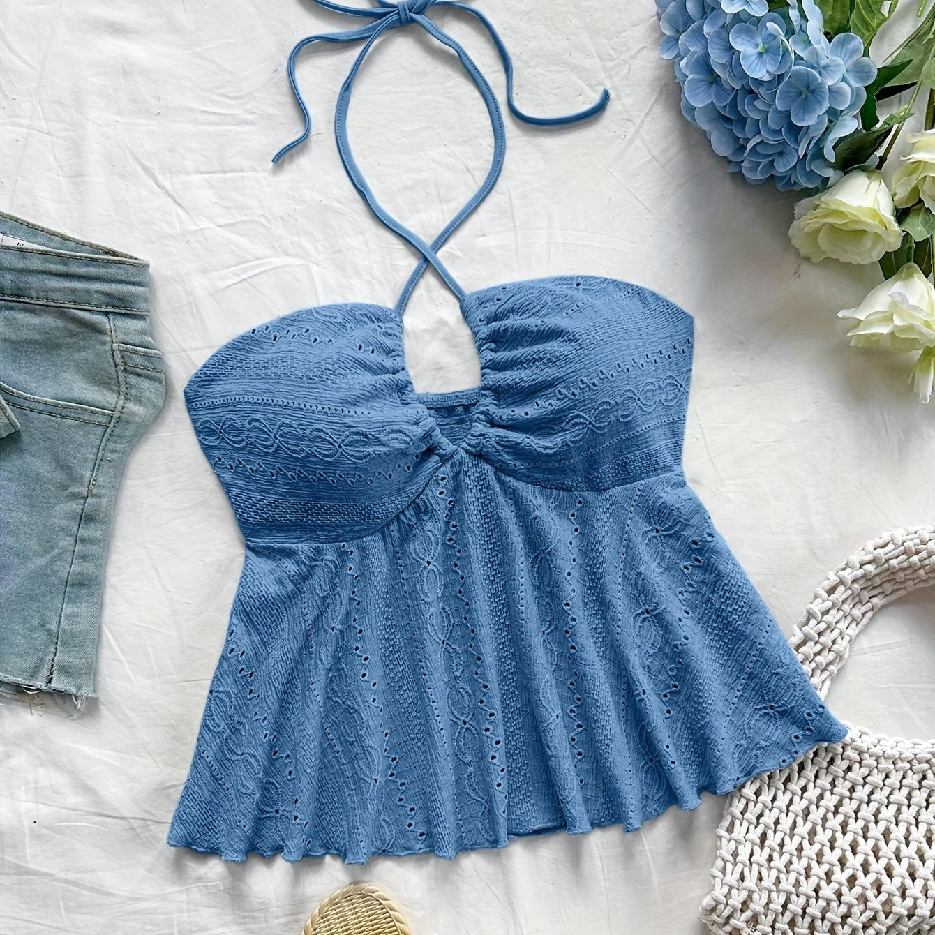 Dam Halterneck Sommartopp med Broderade Detaljer – Romantisk Babydoll Stil