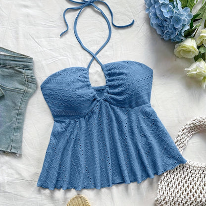 Dam Halterneck Sommartopp med Broderade Detaljer – Romantisk Babydoll Stil