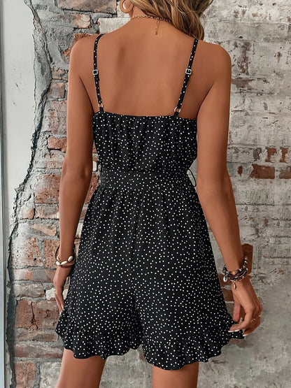 Dam Playsuit med Prickigt Mönster och Volangdetaljer – Elegant Sommaroutfit