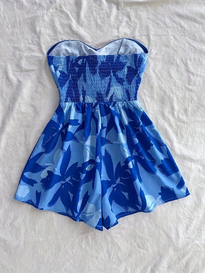 Dam Playsuit Strandstil med Axelbandslös Söt Hjärtringning och Blommigt Mönster