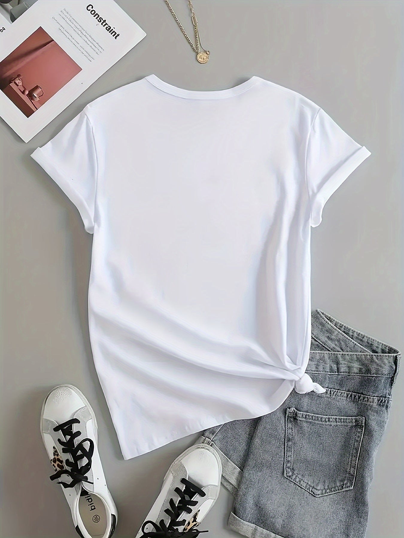 Dam T-shirt med rolig text – Avslappnad vardagsstil – Perfekt för sommar och fritid