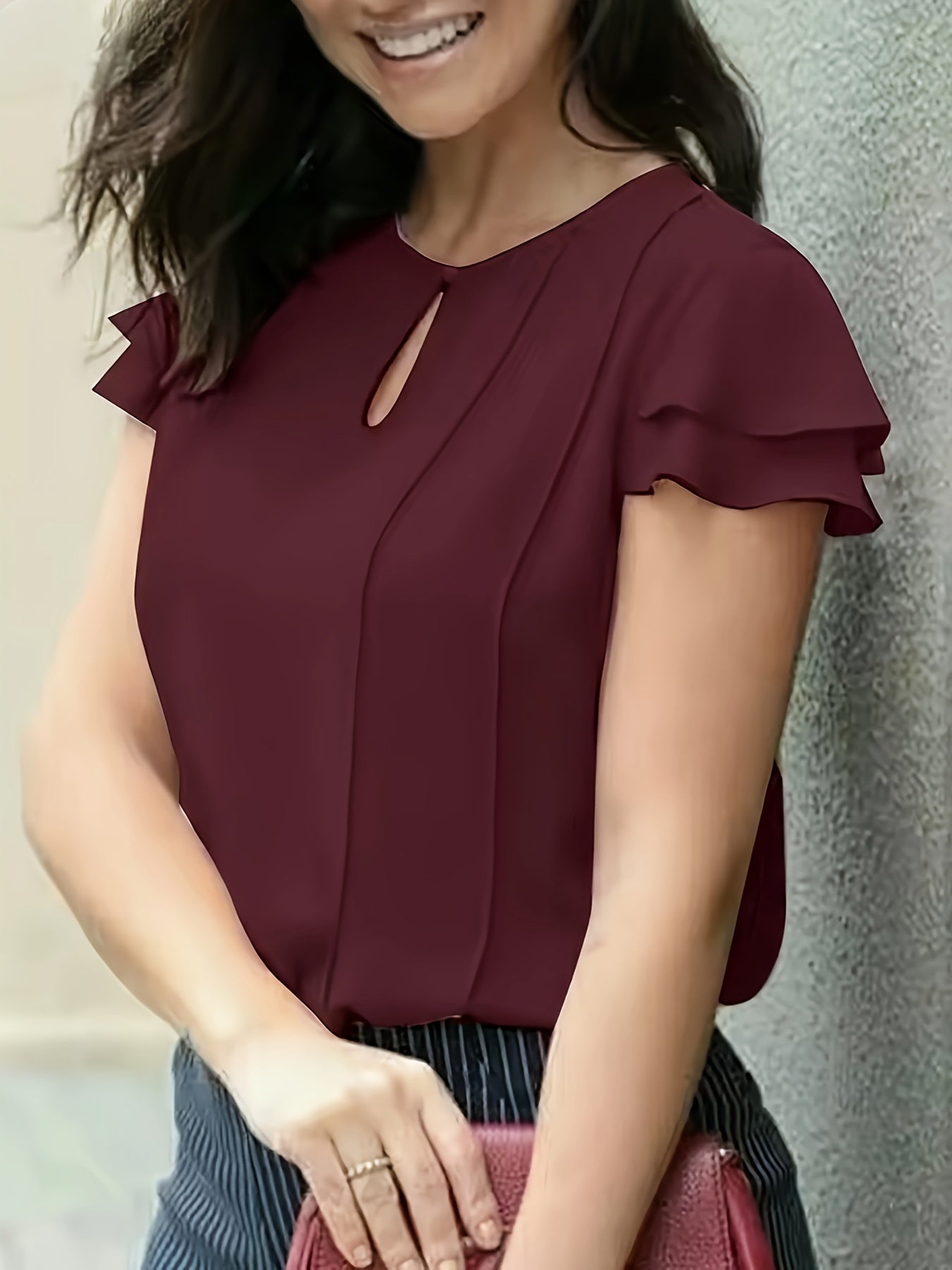Dam Elegant Blus för Kontor och Fritid med Volangärm och Nyckelhålsdetalj