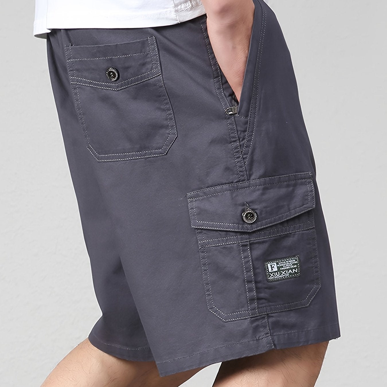 Herrarnas avslappnade cargoshorts med fickor för vardag och fritid