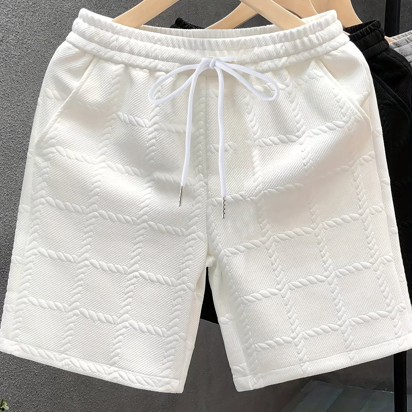 Herrshorts med Präglat Rutmönster – Modern Sportig Stil för Fritid och Träning