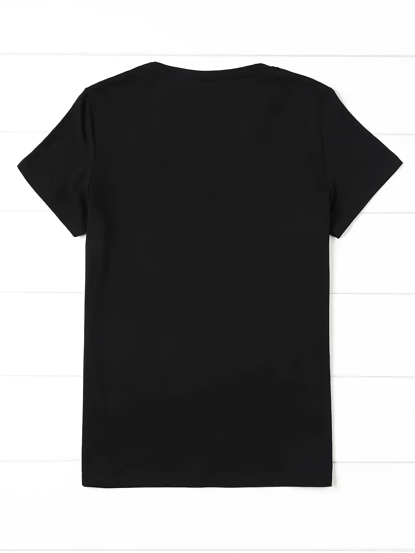 Dam T-shirt med hjärtmotiv – Trendig och avslappnad topp för vardagsbruk