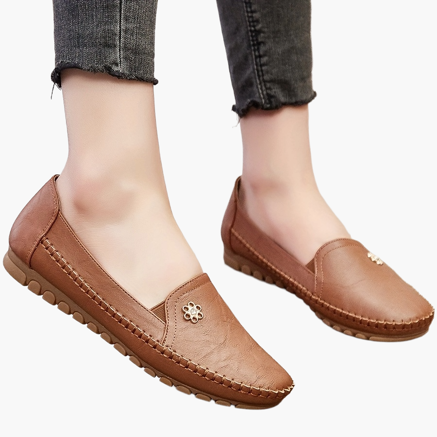 Damloafers – Klassiska Penny Loafers för Vardag och Arbete