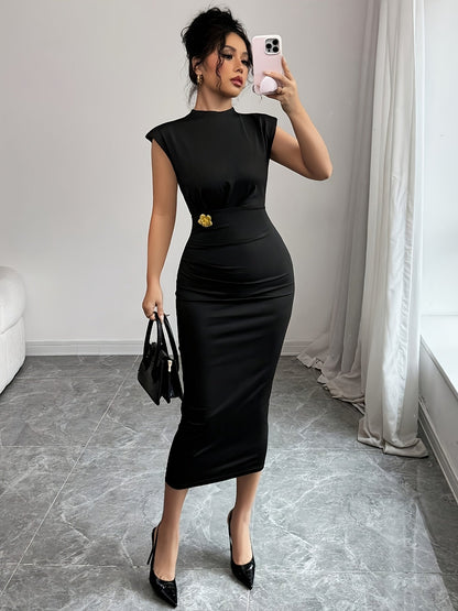 Dam Elegant Bodycon Klänning med Hög Hals och Dekorativ Detalj – Perfekt för Fest och Kväll