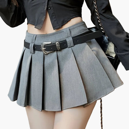 Dam Kjol och Crop Top Set, Plisserad Mini Kjol med Bälte, Trendig och Sexig Outfit för Vardag och Fest
