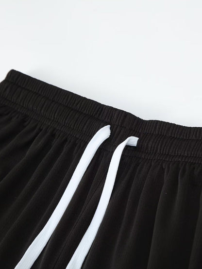 Herrarnas basketset – sportigt Chicago-inspirerat linne och shorts, perfekt för träning och fritid