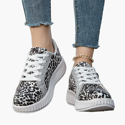 Damsneakers med leopardmönster och platåsula – Trendiga vardagsskor