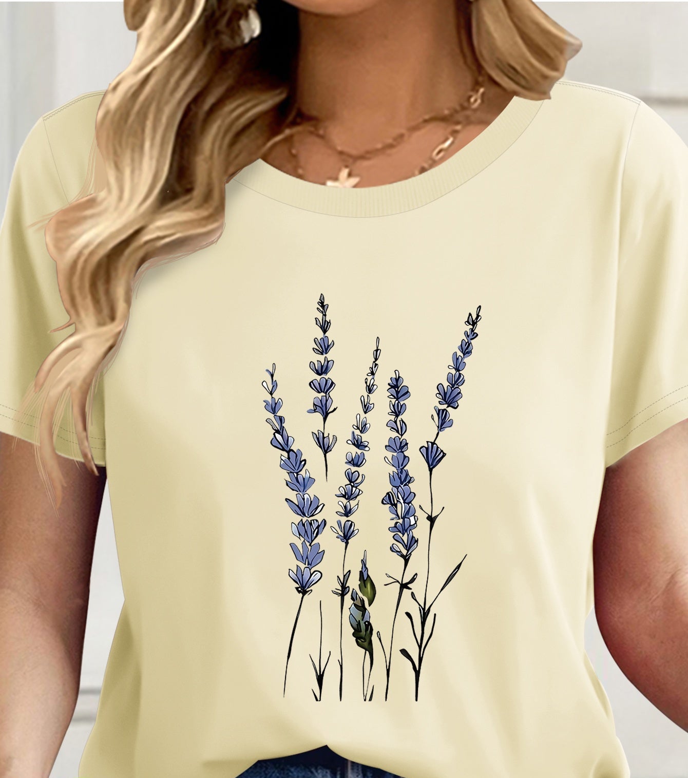 Dam T-shirt med konstnärligt vildblomstryck – Avslappnad stil för vardagsbruk