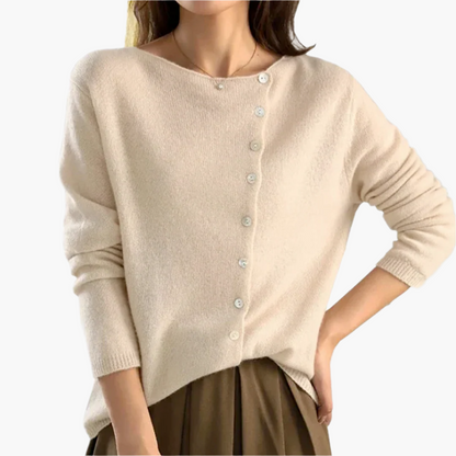 Damkofta med asymmetrisk knäppning – Elegant och bekväm cardigan för vardag och fest