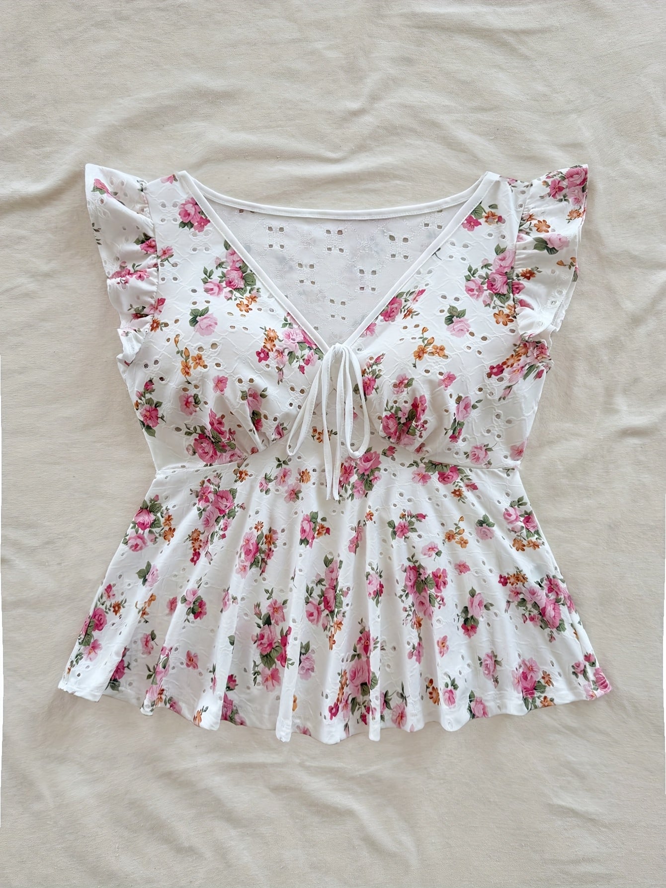 Dam Peplum Blus med Blommigt Mönster och Broderi – Romantisk Sommarstil för Vardag och Fest