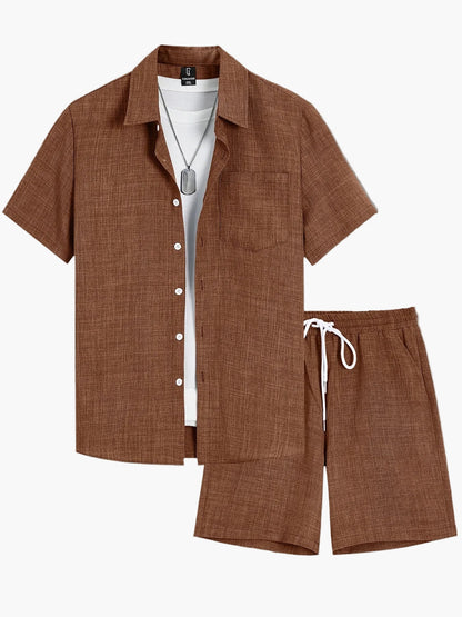 Herrset – Somrig kortärmad skjorta och shorts, avslappnad och trendig outfit för fritid och semester