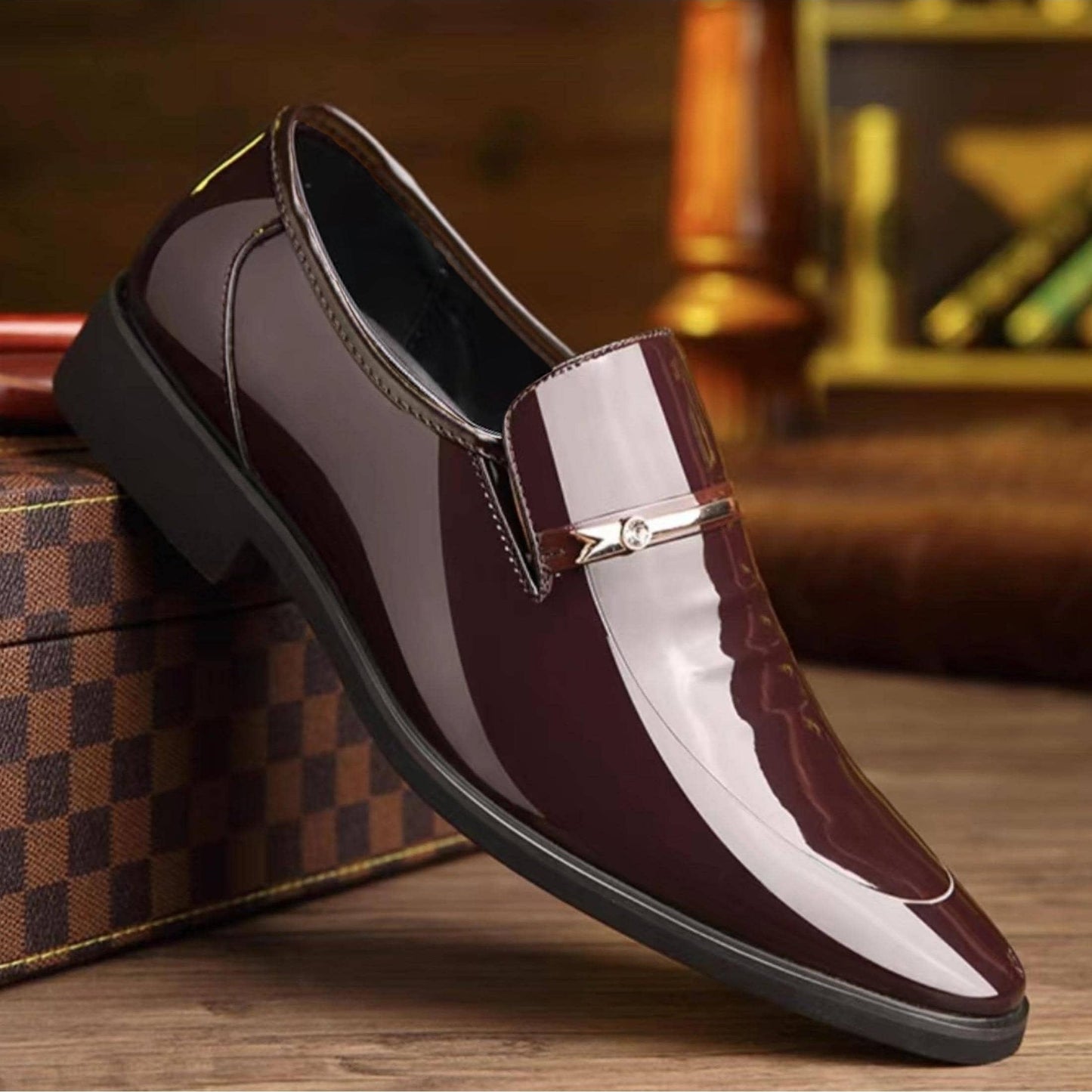 Herr Slip-On Lackskor – Elegant Loafer för Fest och Kontor