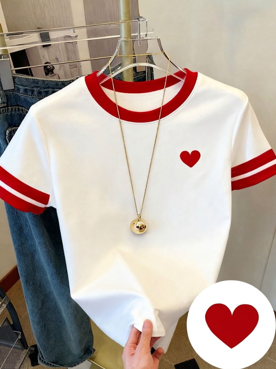 Dam T-shirt med hjärtdetalj och sportig retrostil – Perfekt för vardag och fritid