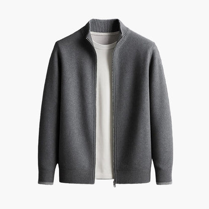 Herrjacka stickad med dragkedja – minimalistisk och modern vardagsstil